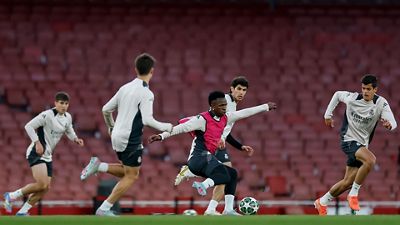Team trains at Emirates Stadium