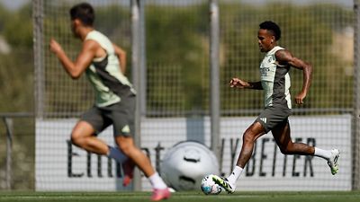 Físico y balón en una nueva jornada de la pretemporada