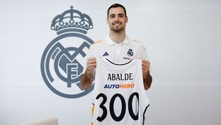 Abalde, 300 partidos con el Real Madrid