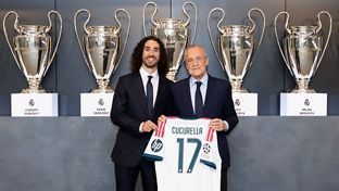 Acto oficial de bienvenida de Cucurella