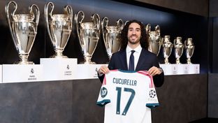 Cucurella: “Es un honor vestir la camiseta del mejor club del mundo”
