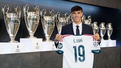 Carlos Espí: "Es waren unglaubliche Tage, aber ich kann es kaum erwarten, das Bernabéu zu betreten"