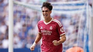 El 0-3: Carlos Espí cabeceó la asistencia de Carreras