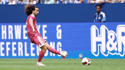 Cucurella, tras su estreno con el Real Madrid: "Estoy muy feliz, detrás de todo esto hay mucho trabajo"