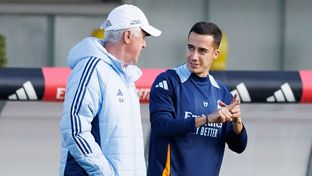Ancelotti et Lucas Vázquez comparaîtront en conférence de presse avant l'entraînement