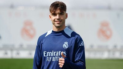 Asencio, convocado con la selección española