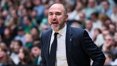 Chus Mateo: “Hemos ido de más a menos en el partido”