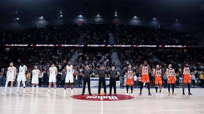 A minute's silence in memory of Drazen Dalipagic