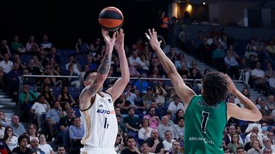 Las dos canastas ganadoras de Deck ante el Zalgiris y Joventut