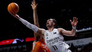 94-98: El Madrid pierde una final muy igualada