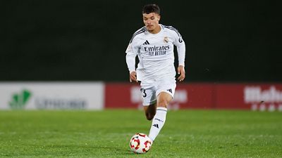 Once inicial del Castilla contra el Alcoyano
