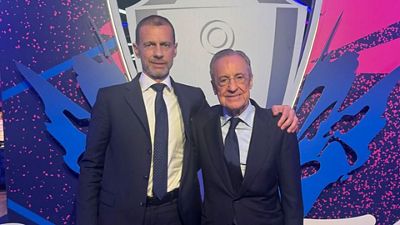 El presidente del Real Madrid en Budapest, invitado por la UEFA, para la final de la Champions