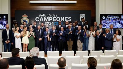 Realmadridの選手の直筆サイン入り集合写真 Realmadridの選手の直筆サイン入り集合写真 Realmadridの選手の