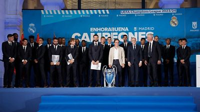  Así fue la foto de familia en el Ayuntamiento
