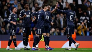 1-2: A cuartos de la Champions con doblete de Vini Jr.