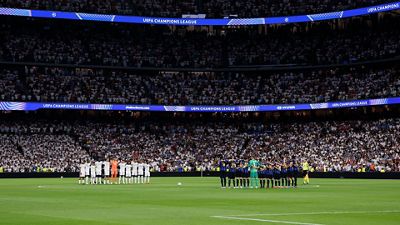Moment of silence at the Bernabéu