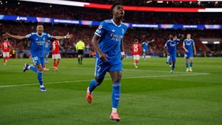 0-1: Un golazo de Vini Jr. da ventaja al Real Madrid en la eliminatoria