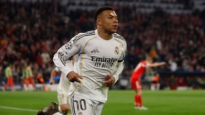 Así marcó Mbappé su gol 40 de la temporada