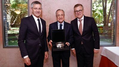 Encuentro de directivas