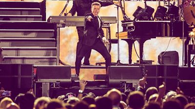 The Bernabéu enjoys two concerts by Luis Miguel, in collaboration with the Real Madrid Foundation