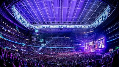 El Santiago Bernabéu acogió el concierto ‘Telefónica 100 Live’