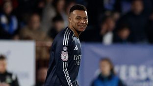 Assim Mbappé marcou seu sexto doblete na temporada