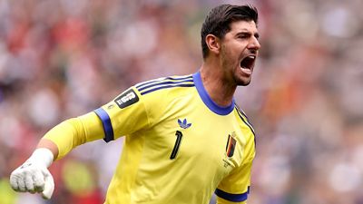 3-2: Bélgica remonta ante Senegal y Courtois ya está en octavos 