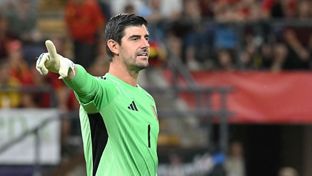 6-0: Courtois, imbatido en la contundente victoria de Bélgica 