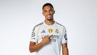 Trent cumple 27 años