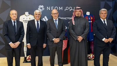 Encuentro de directivas antes de la final de la Supercopa