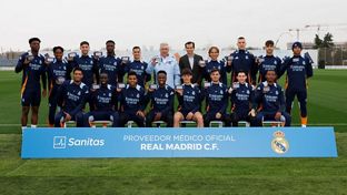 El Real Madrid recibió las tarjetas digitales de Sanitas