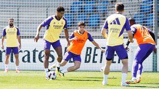 Primeira sessão de treinamento da semana na Cidade Real Madrid