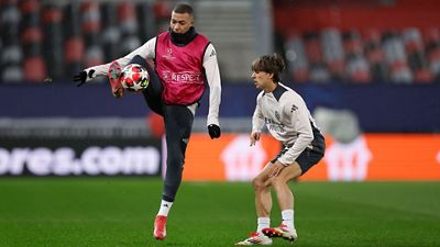 L'équipe s'est entraînée dans l'enceinte du match