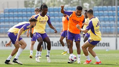 Última sessão de treinamento antes de receber o Alavés