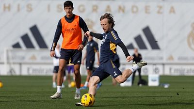 Primeiro treino da semana na Cidade Real Madrid