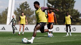 El Real Madrid continúa preparando el partido contra el Alavés