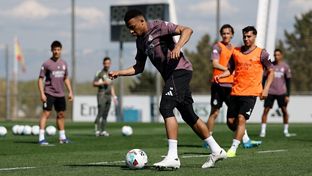 El Real Madrid continúa preparando el partido contra el Alavés