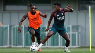 Último entrenamiento antes del amistoso frente al Schalke 04