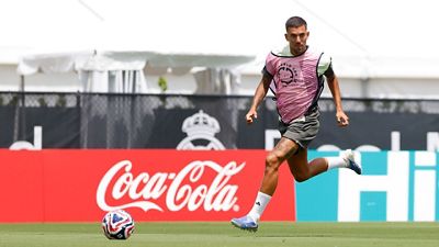 Último entrenamiento antes de jugar contra el Salzburgo