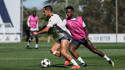 Último entrenamiento antes del partido contra el Stuttgart