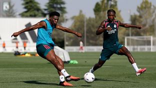 El equipo sigue preparando el debut en la Liga