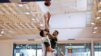 El equipo prepara el partido contra el Hapoel Tel Aviv