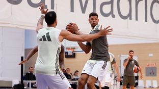 El equipo se entrenó antes de viajar a Atenas