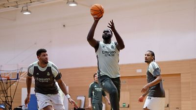 El equipo sigue preparando el encuentro ante el Casademont Zaragoza