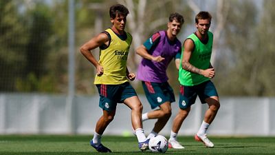 Arda Güler se incorpora a los entrenamientos 