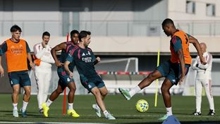 El Real Madrid prepara el partido contra el Racing 