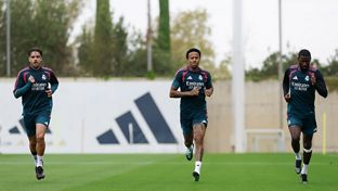 El equipo completó el primer entrenamiento de la semana
