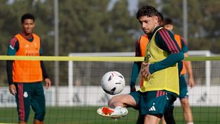 El equipo se está entrenando