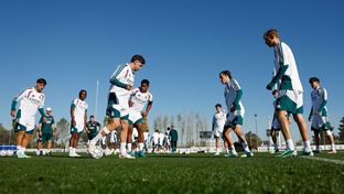 El Real Madrid se está entrenando antes de viajar a Roma