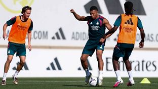 Nueva sesión para preparar el partido contra el Betis